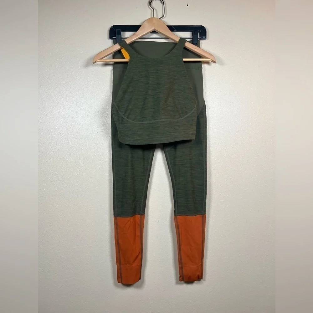 Sorel x Prana Athletic Sports Bra and Matching Leggings Size Small - Picture 1 of 12